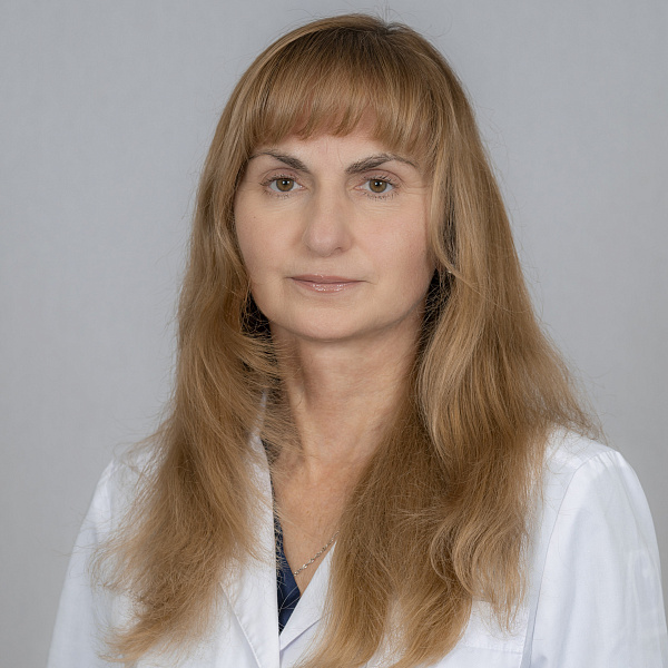 В норме голова болеть не должна — невролог о том, как не пропустить сигналы нервной системы